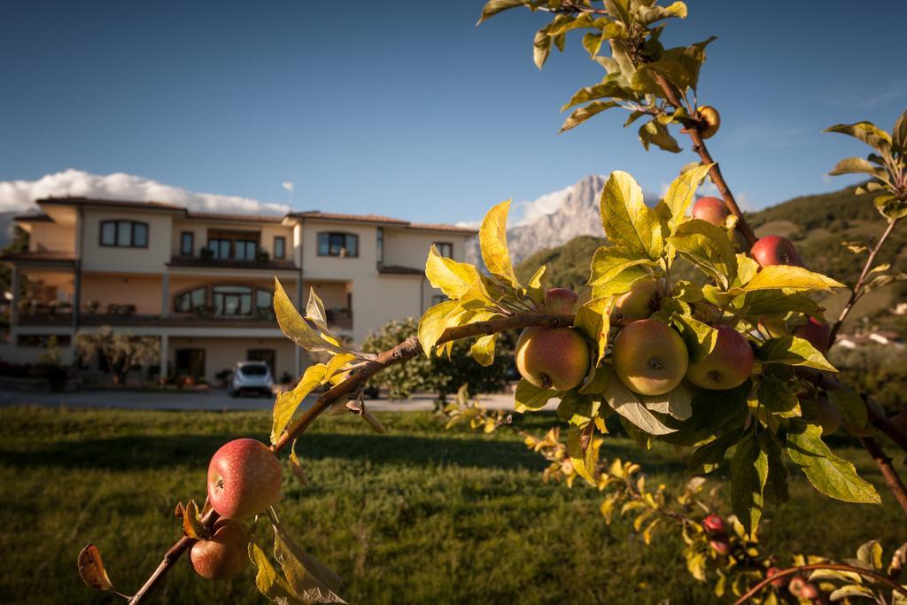 Locanda Del Parco Hotel Colledara Экстерьер фото