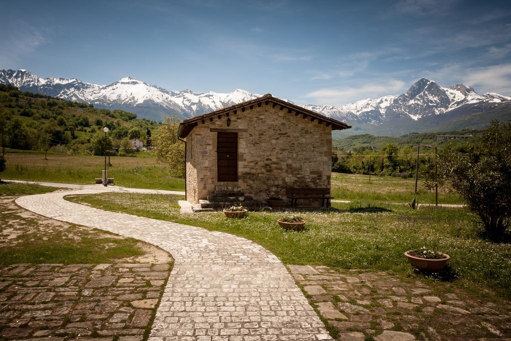 Locanda Del Parco Hotel Colledara Экстерьер фото